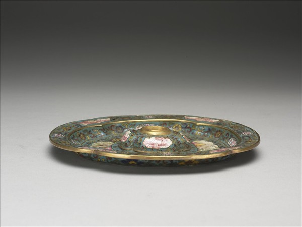 金胎掐絲琺瑯兼畫琺瑯盤