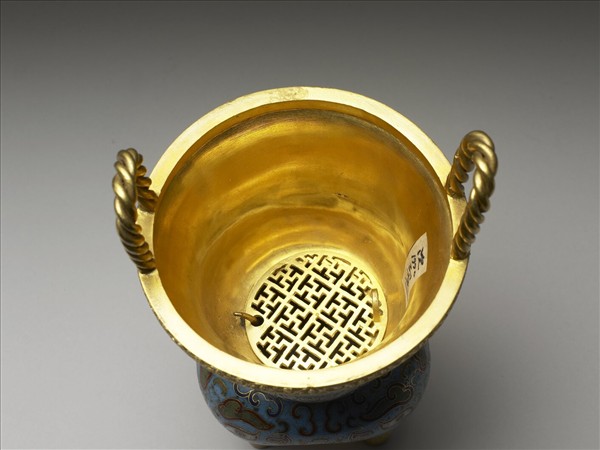 掐絲琺瑯獸面紋甗