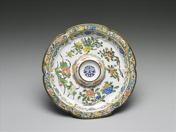 銅胎畫琺瑯山水花卉杯盤