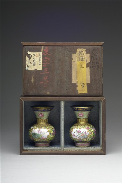 銅胎畫琺瑯撇口瓶