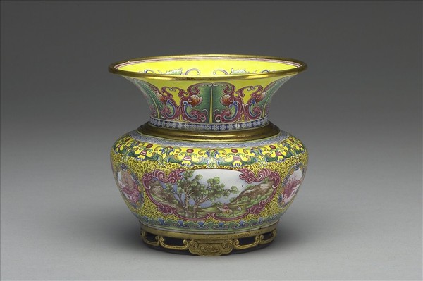 銅胎畫琺瑯山水渣斗