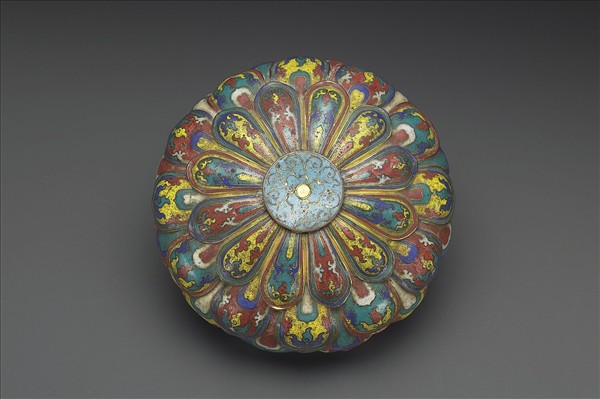 掐絲琺瑯蓮瓣式爐