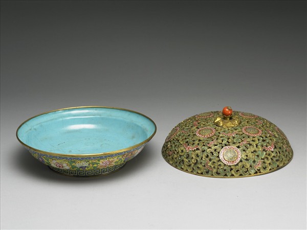 銅胎畫琺瑯黃地果盒