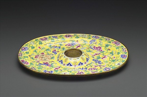 銅胎畫琺瑯盤