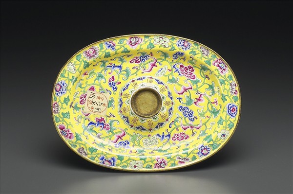 銅胎畫琺瑯盤