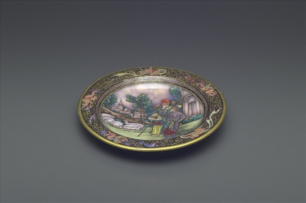 銅胎畫琺瑯西洋人物牧羊圖碟