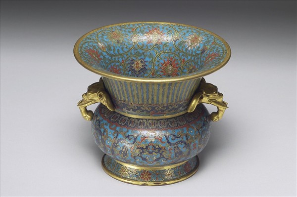 掐絲琺瑯龍紋象耳盂