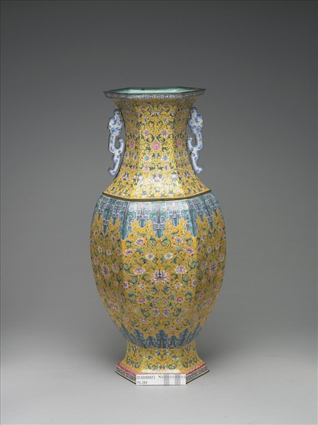 銅胎畫琺瑯六角瓶