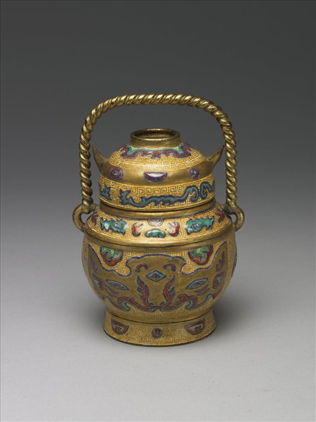 銅胎畫琺瑯提梁卣