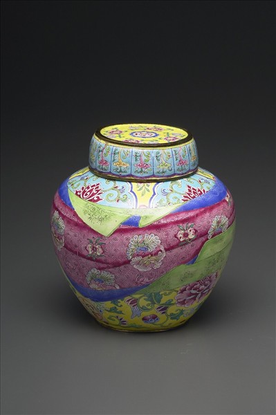 銅胎畫琺瑯包袱紋蓋罐