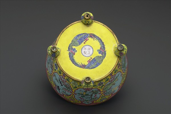 銅胎畫琺瑯花鳥洗