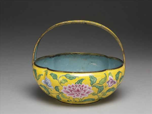 銅胎畫琺瑯花籃