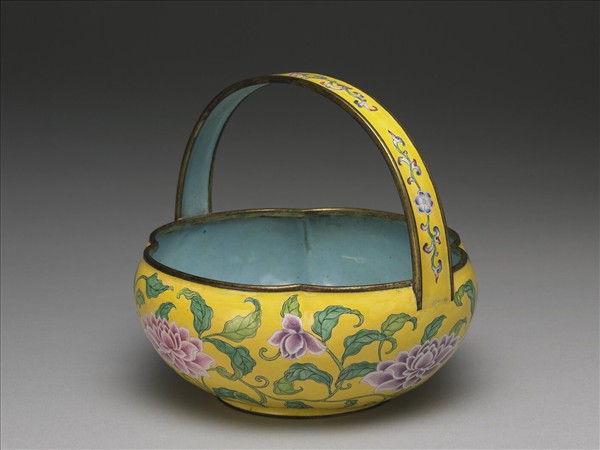 銅胎畫琺瑯花籃