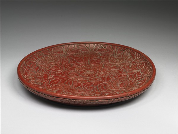 剔紅牡丹圓盤