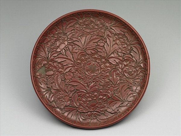 剔紅牡丹圓盤