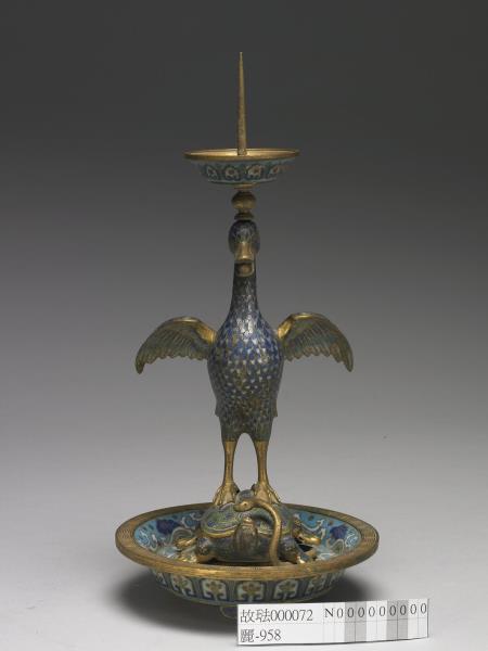 掐絲琺瑯海晏河清燭台