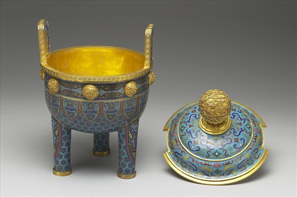 掐絲琺瑯鼎式爐