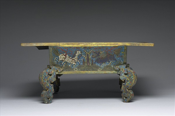 銅胎掐絲琺瑯方爐