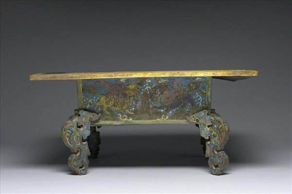 銅胎掐絲琺瑯方爐