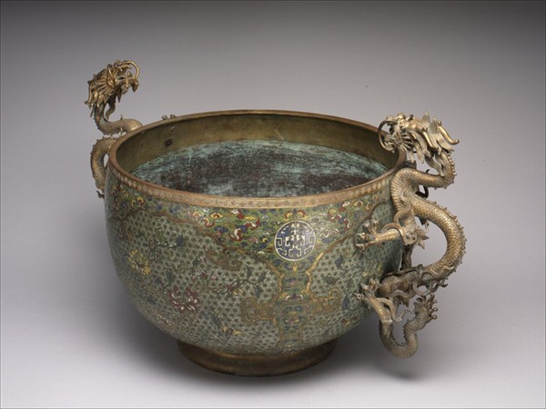 掐絲琺瑯雙龍耳鼎式爐