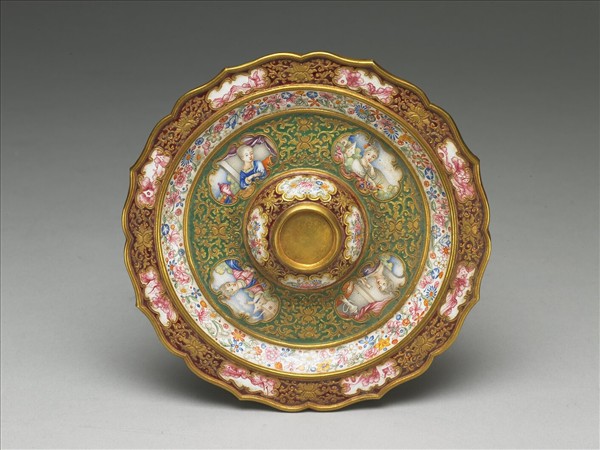 金胎內填兼畫琺瑯盤