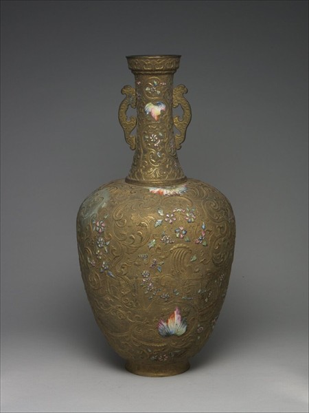 銅胎內填琺瑯鍍金花瓶