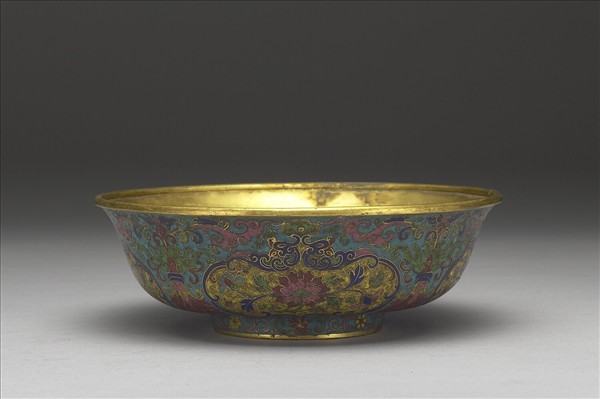 掐絲琺瑯碗