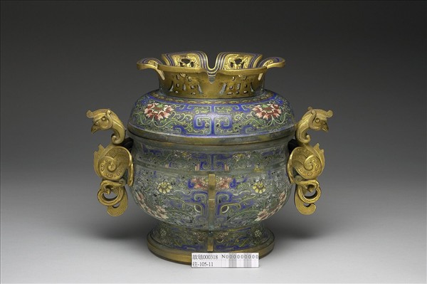 掐絲琺瑯簋式爐