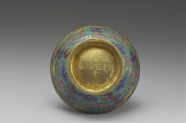 掐絲琺瑯福壽圓盒