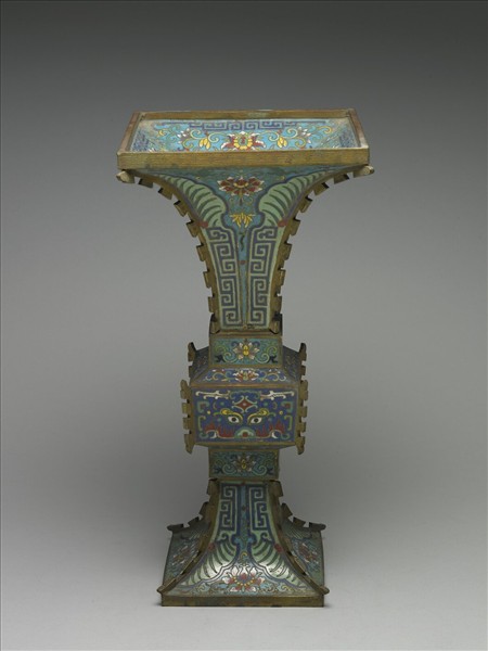 掐絲琺瑯觚形瓶