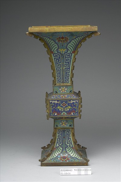 掐絲琺瑯觚形瓶