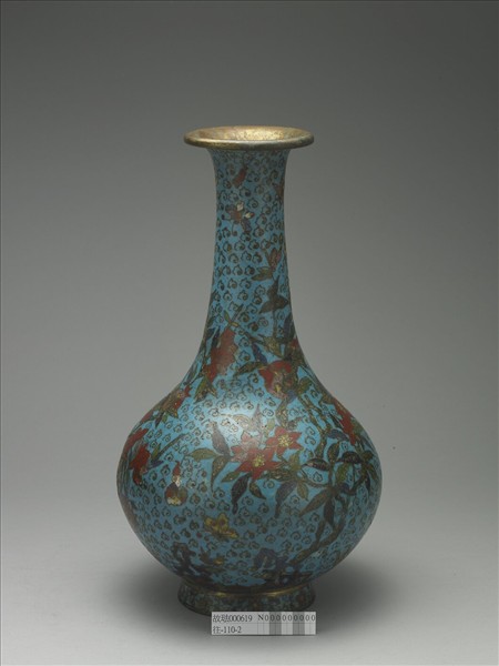 掐絲琺瑯三多瓶