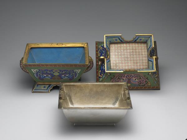 掐絲琺瑯獸面紋簠