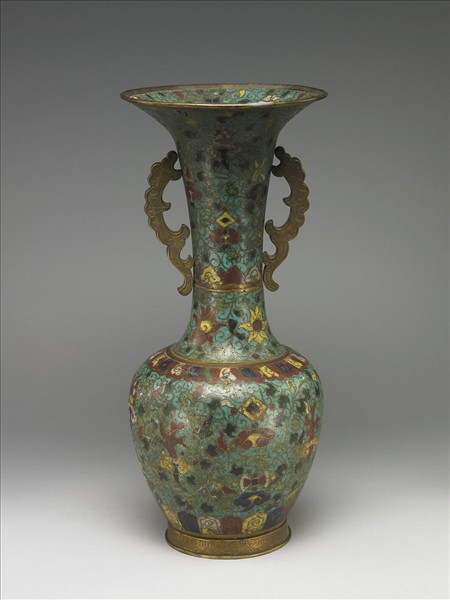 掐絲琺瑯雙耳撇口瓶