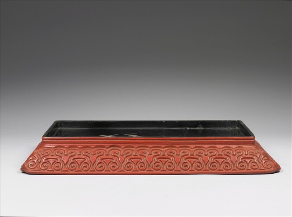 剔紅如意雲紋長方盤