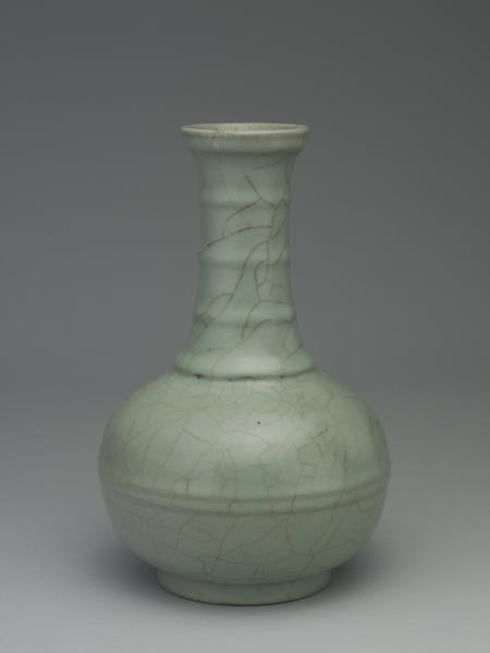 青瓷弦紋竹節瓶