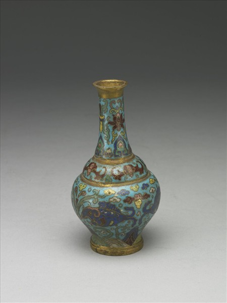 掐絲琺瑯瓶