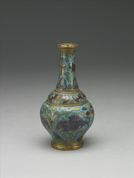 掐絲琺瑯瓶
