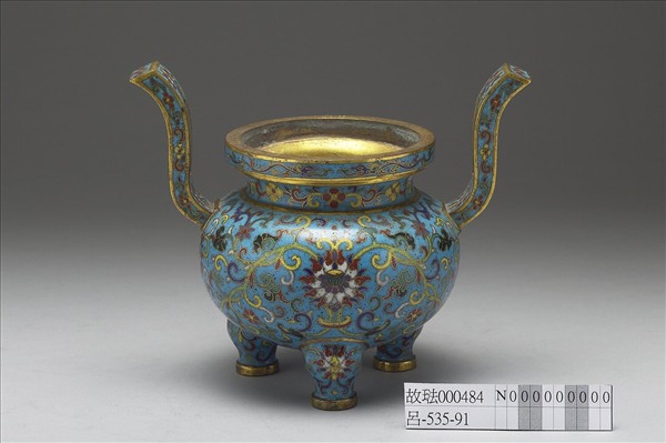 掐絲琺瑯鼎式爐