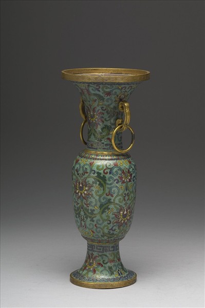 掐絲琺瑯雙耳瓶