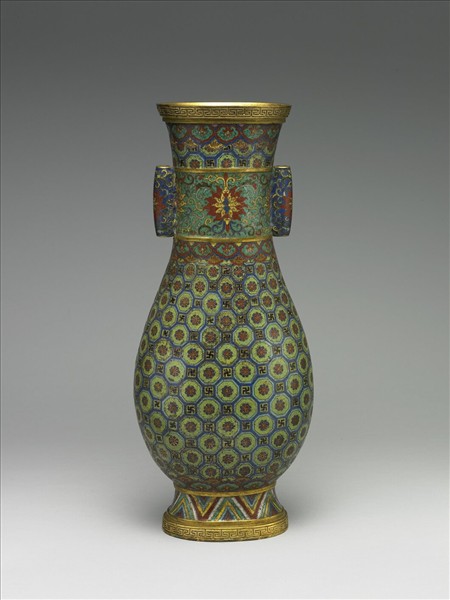 掐絲琺瑯貫耳扁瓶