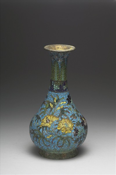 掐絲琺瑯花卉紋玉壺春式瓶