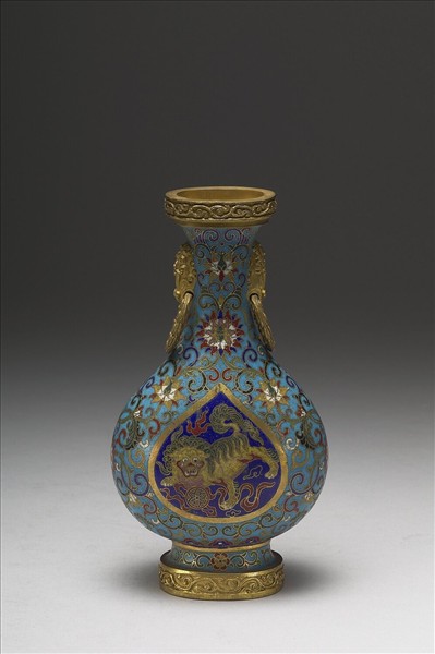 掐絲琺瑯雙耳瓶