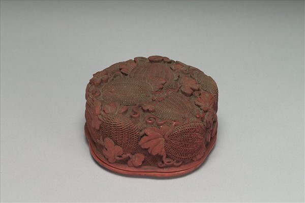 剔紅瓜瓞瓣式盒