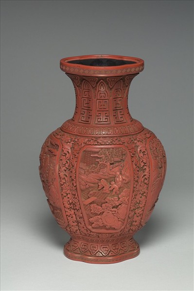 剔紅山水人物圖海棠式瓶