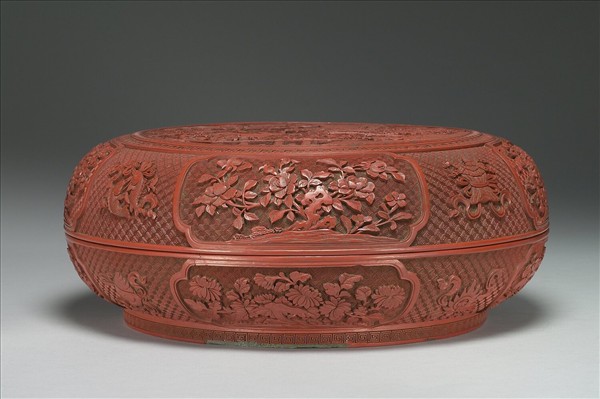 剔紅山水樓閣圓盒