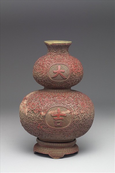 剔紅大吉葫蘆瓶