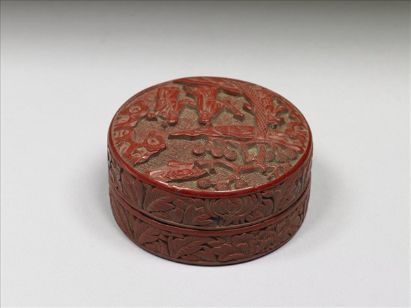 剔紅聽松圖圓盒