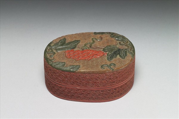 剔彩苦瓜橢圓盒