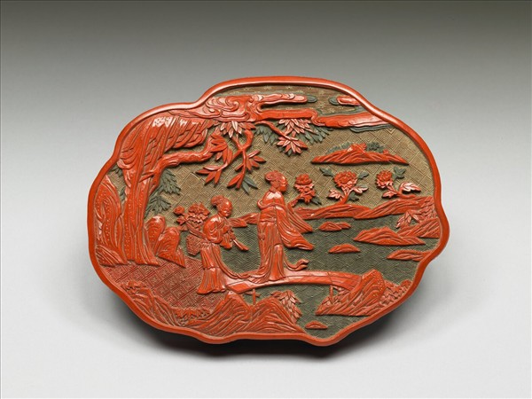 剔彩仕女採花盒